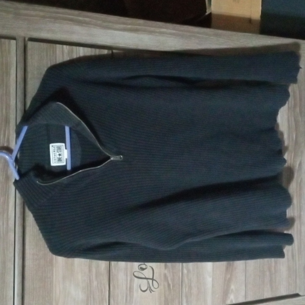 Black Converse sweater large